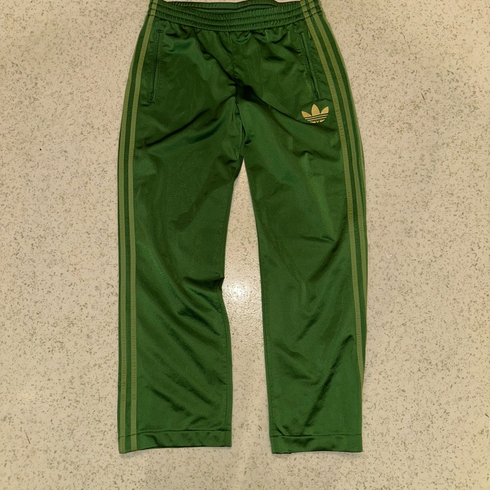 Adidas women’s size medium athletic pants